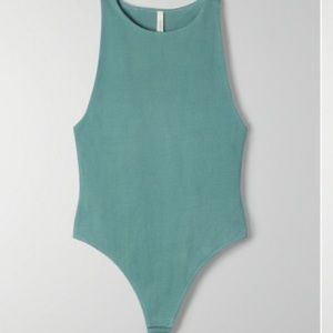 Aritzia Babaton Contour 90s Bodysuit in Yucca Green